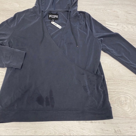 Victoria’s Secret Sport Wrap Hoodie Top NWT - Picture 4 of 9